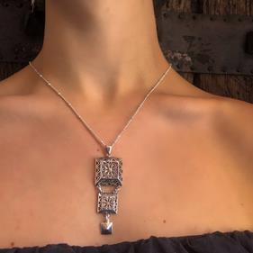 Colgante ALHAMBRA | 798 | Joyas Creativas, Joyas de Autor, Artesanía de Madrid, Alianzas, gemelos, joyas de Madrid